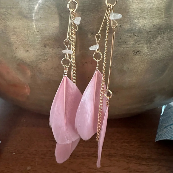 Magical New Pink Feather Earrings take 20% off - Picture 2 of 3